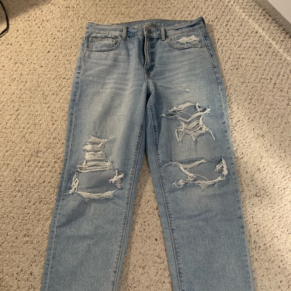 American Eagle size 12, distressed jeans full length - Picture 2 of 7